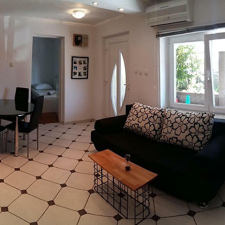 Apartment Melany Senj  Ngoại thất bức ảnh
